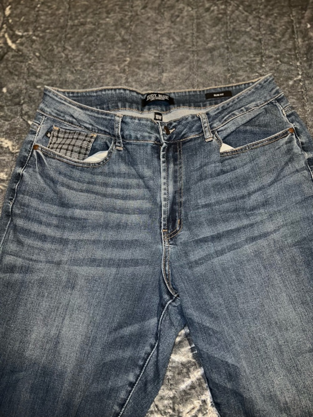 Judy Blue Slim Fit Medium Blue Jeans - Picture 3 of 7